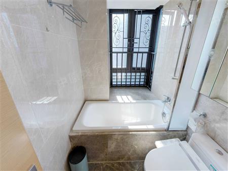 领誉华府-卫生间