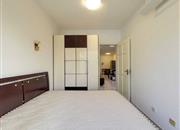 新银座华庭-主卧