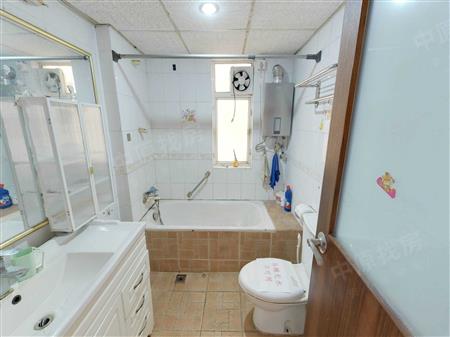 四季花城(一期北区)-卫生间