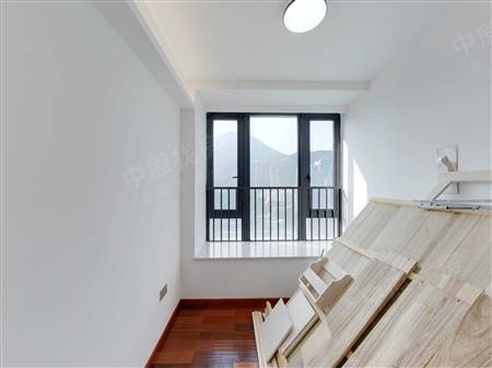 君临海域（二期）-次卧