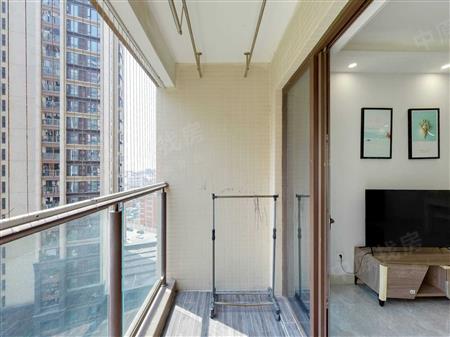 星航华府（一期）-阳台