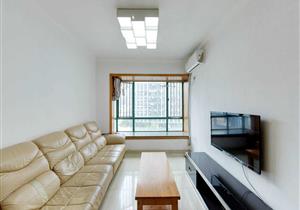 朝南两房，带深中在，老业主诚心出售，价格好谈，空间大，都配合