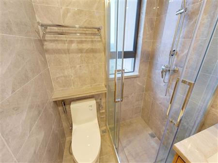 里城玺樾山（三期）-卫生间