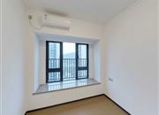 佳兆业樾伴山花园-主卧