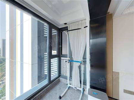 宝能城花园(西区)-阳台