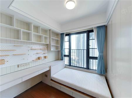 宝能城花园(西区)-次卧