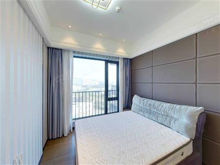 宝能城花园-次卧