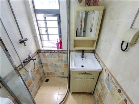 金地名津-卫生间