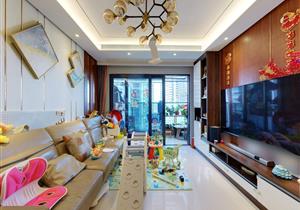 宝能城东区H栋89平4房业主诚心卖，价格可谈