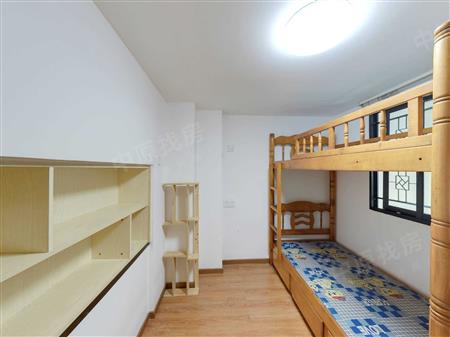 龙光玖云著大楼-次卧