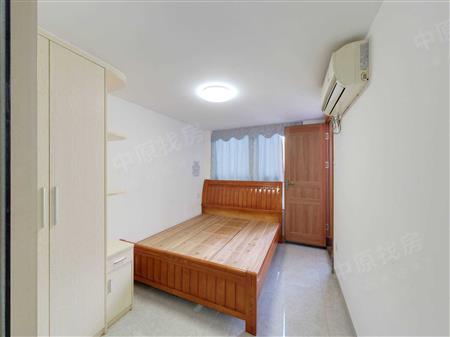 龙光玖云著大楼-次卧