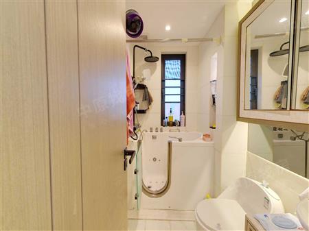 蓝郡公馆大厦-卫生间