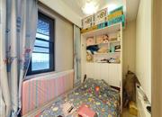 蓝郡公馆大厦-次卧