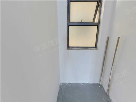 合景同创广场-卫生间
