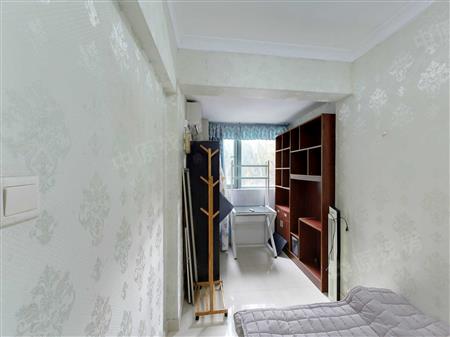 康达尔花园（五期蝴蝶堡）-次卧