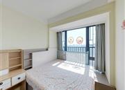 勤诚达前海世界-主卧