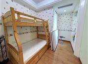 新港鸿花园-次卧