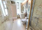 新港鸿花园-卫生间