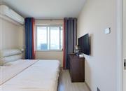 水湾源华综合楼-主卧