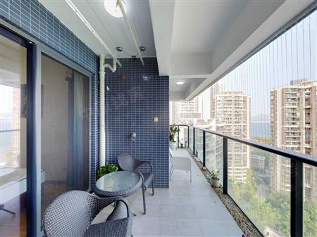 半岛城邦花园一期-阳台