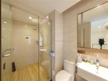 三科麓湾-卫生间