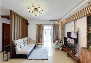 花园小区，三地铁交汇，红本满五，精装修，拎包入住