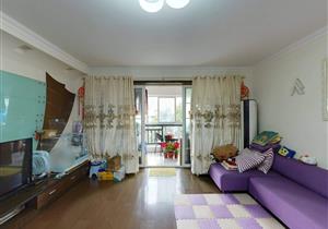 高层社区，带有花园、游泳池；含八大阁十一单元，有小高层和高层