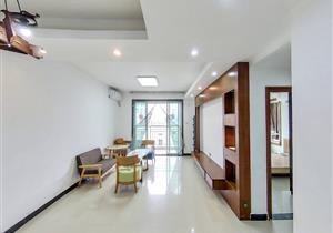 天健郡城高楼层2房户型方客厅出阳台正采光好通风好附近大型商场