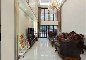 星河丹堤B区一楼花园洋房户型实用南北通透