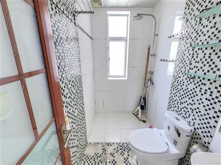 玮鹏花园（三期）-卫生间