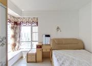 玮鹏花园（三期）-主卧