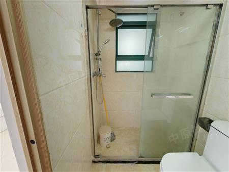 翠拥华庭-卫生间