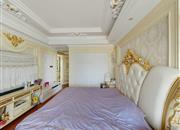 鸿威海怡湾畔花园-主卧