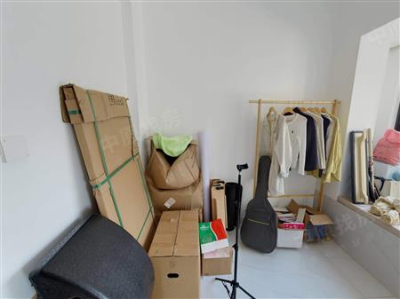 尖岗山壹号花园-次卧