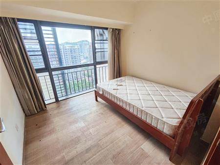 潜龙曼海宁（北区）-次卧