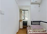 布吉中心花园-次卧