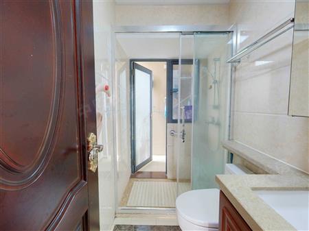 信义金御半山（三期信义荔景御园）-卫生间