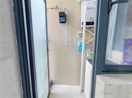 信义金御半山（三期信义荔景御园）-阳台