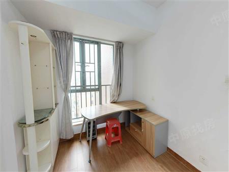 鸿荣源禧园-次卧