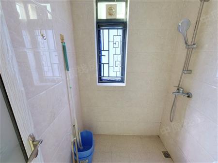 西荟城（三期）-卫生间