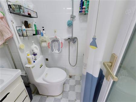 佳兆业山海苑-卫生间