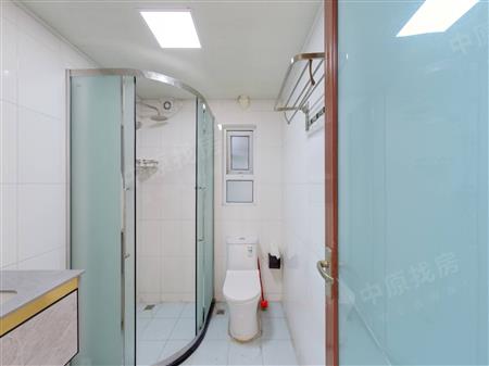 鹏兴花园（六期）-卫生间