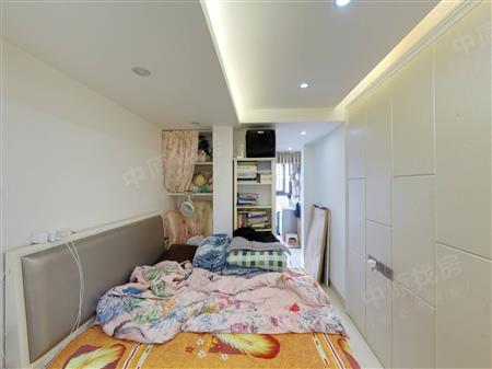 中英街壹号（嘉信蓝海华府）-次卧