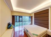 四季山水花园（二期）-主卧