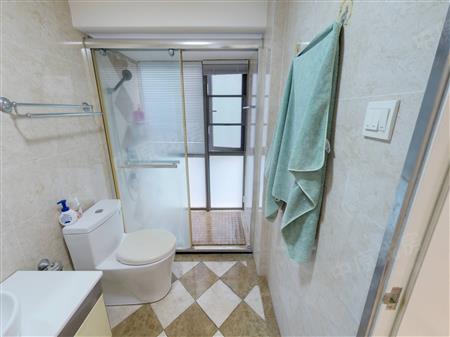 四季山水花园（二期）-卫生间