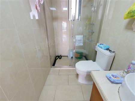 天悦湾花园-卫生间