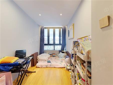 天悦湾花园-次卧