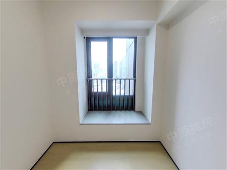 中洲滨海华府二期-次卧