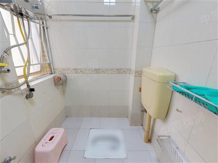 中加名园-卫生间