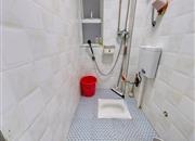 立新花园-卫生间